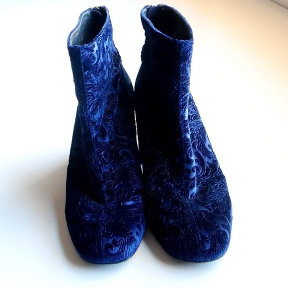 Stuart Weitzman Blue Floral Velvet Block Heel Ankle Boots Booties Size 9.5 - Picture 12 of 16